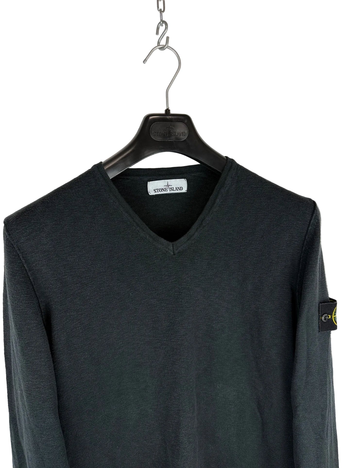 Maglione nero con scollo a V Stone Island - Taglia L