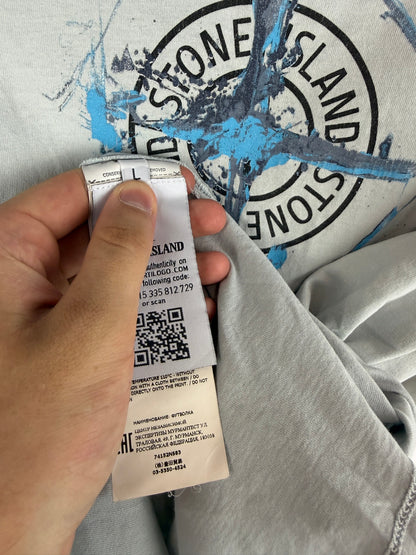 T-shirt azzurra con stampa Stone Island - Taglia L