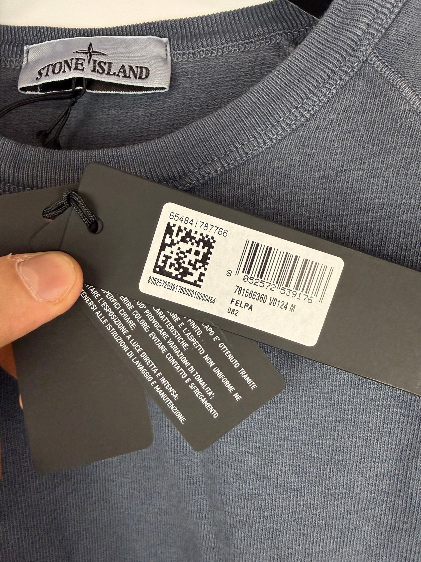 Felpa blu Stone Island (nuova con cartellino) - Taglia M