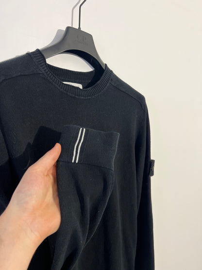 Maglione nero con strisce sui polsini Stone Island - Taglia M