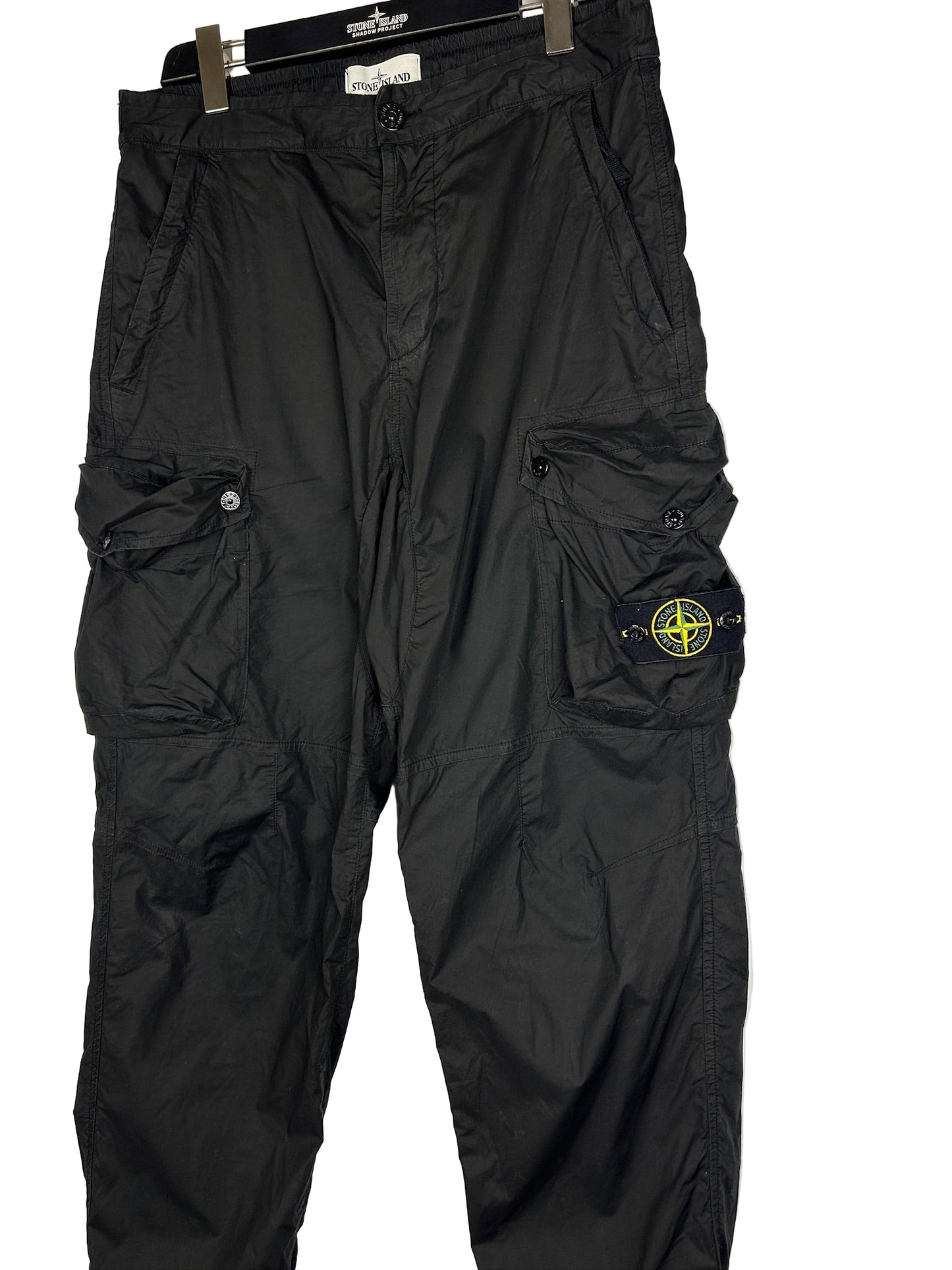 Pantaloni cargo tecnici neri Stone Island - Taglia W30