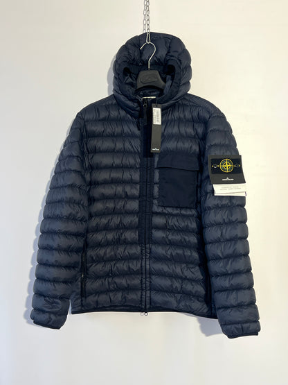Piumino blu Stone Island “Garment Dyed Micro Yarn Down” (nuovo con cartellino) - Taglia L