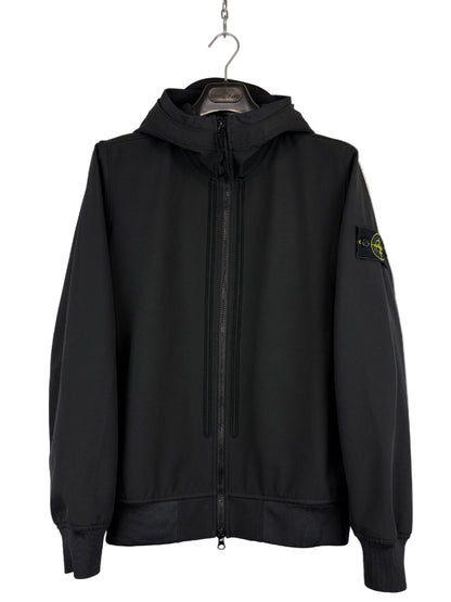 Giacca Light Soft Shell-R e.dye Technology nero con zip e cappuccio Stone Island - Taglia S