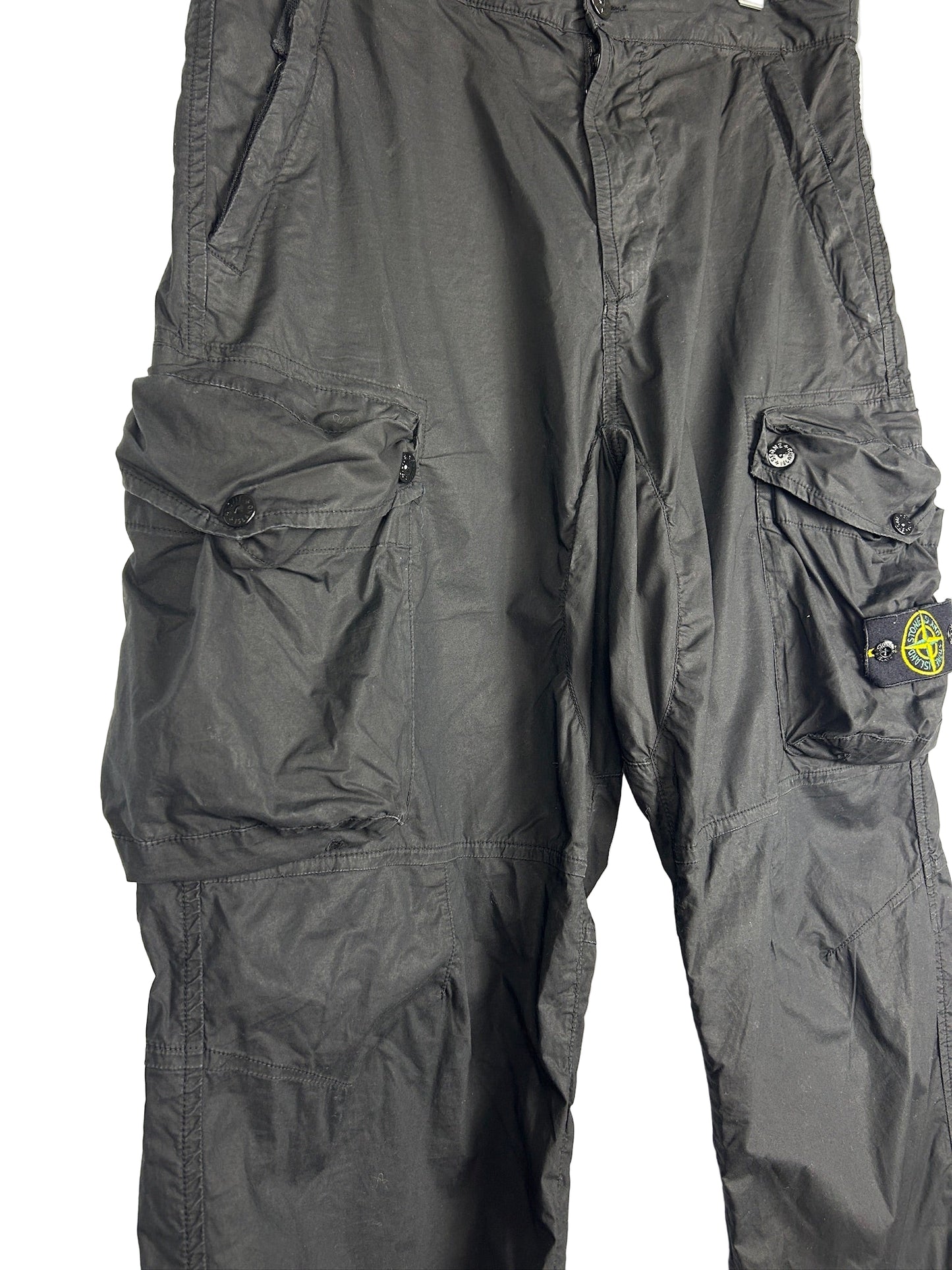 Pantaloni cargo tecnici neri Stone Island - Taglia W30