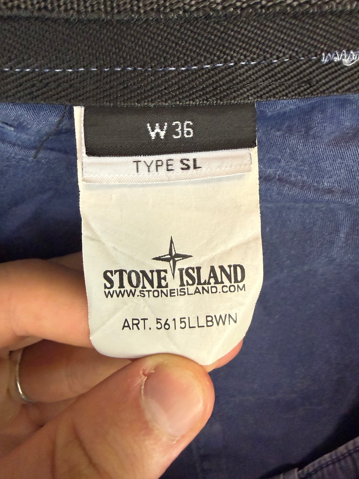 Pantaloncini cargo blu Stone Island - Taglia W36