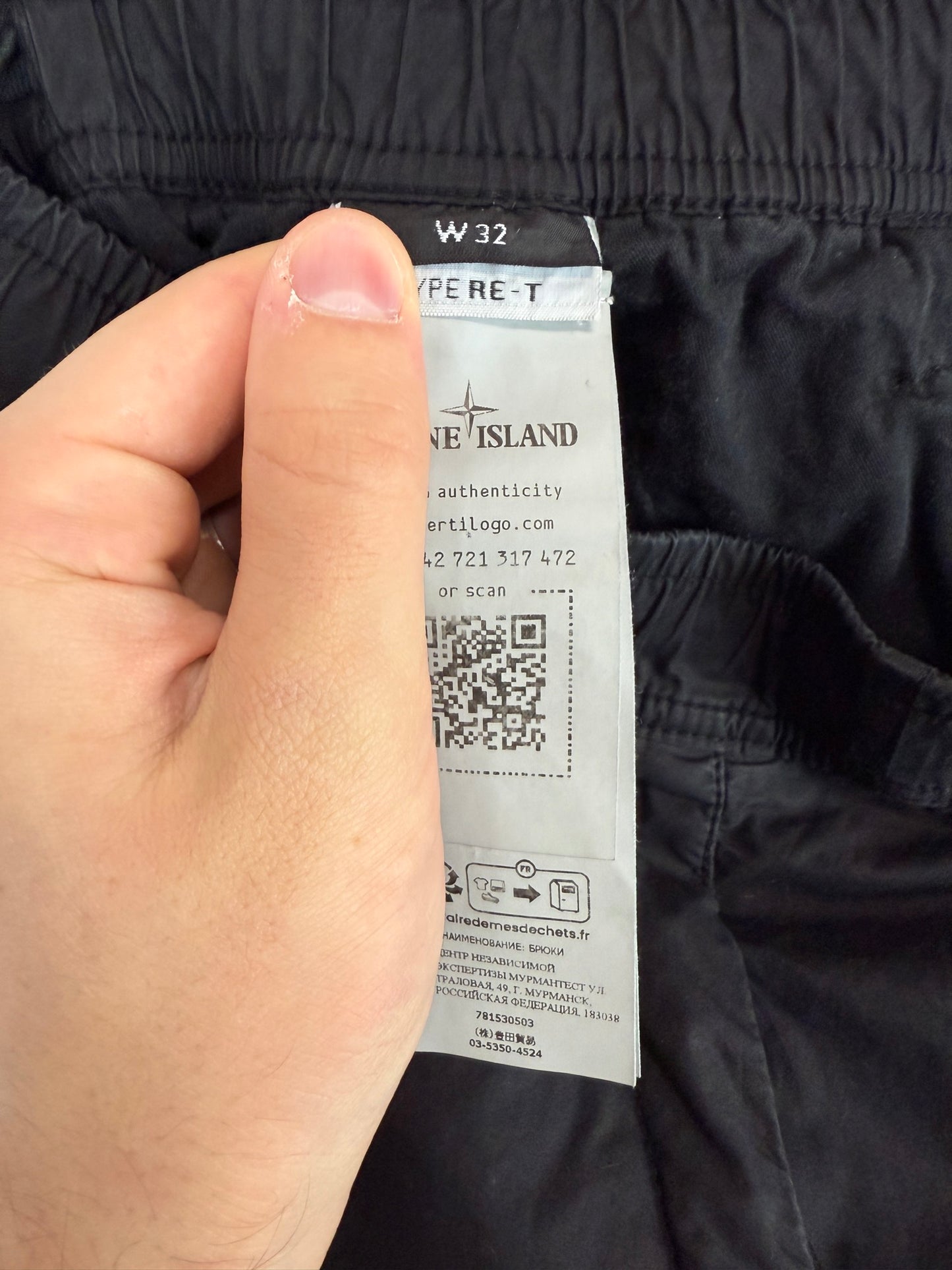 Pantaloni cargo neri Stone Island - Taglia W32