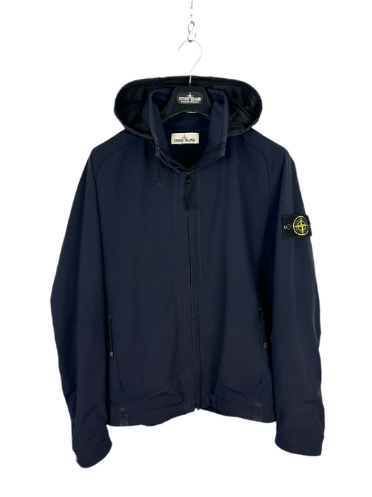 Giacca Light Soft Shell-R blu navy con zip e cappuccio Stone Island - Taglia M