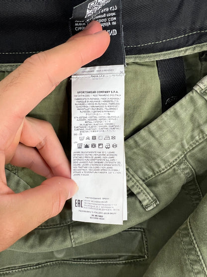 Pantaloni cargo verdi Stone Island - Taglia W30