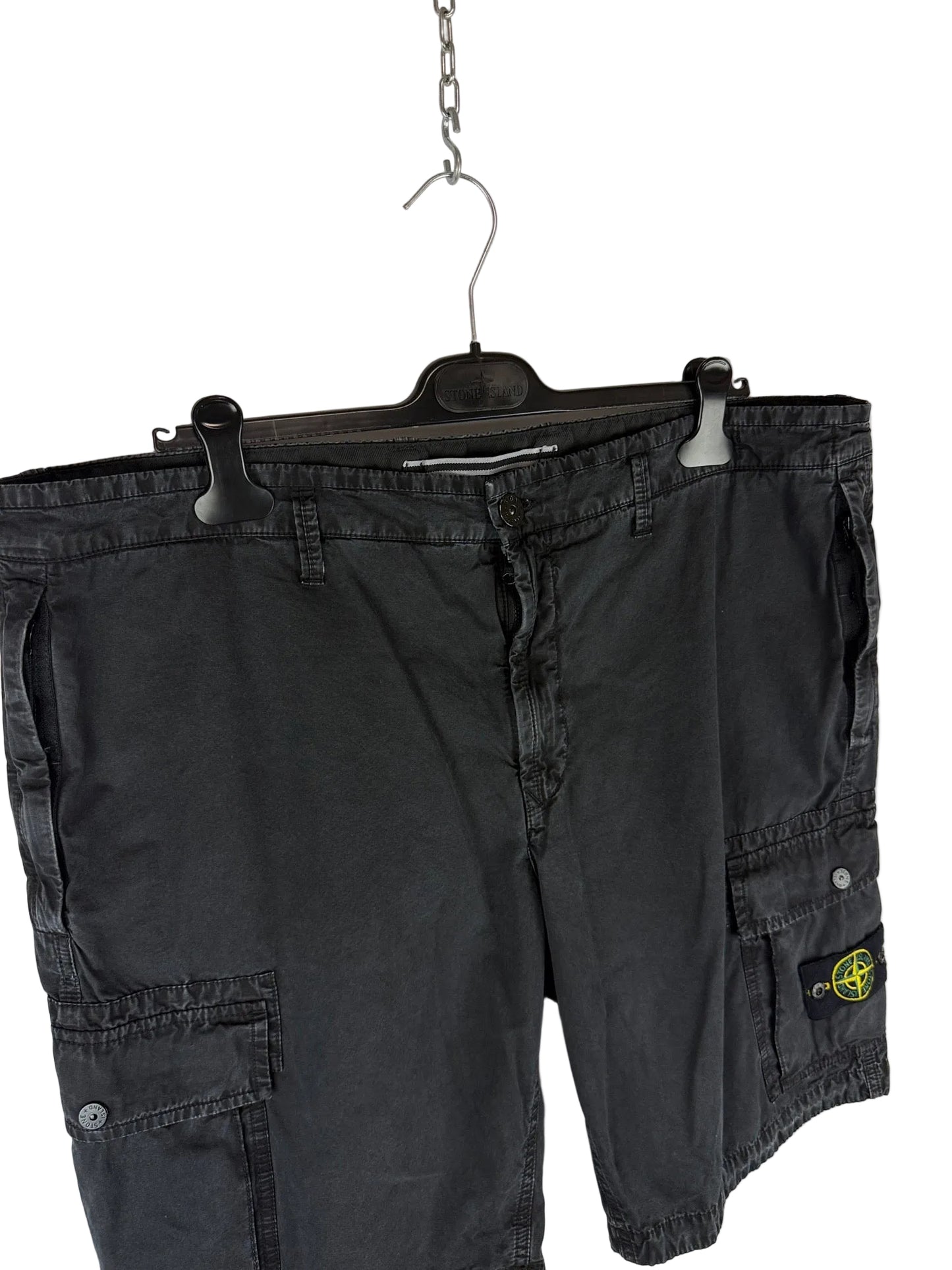 Pantaloncini cargo neri Stone Island - Taglia W40