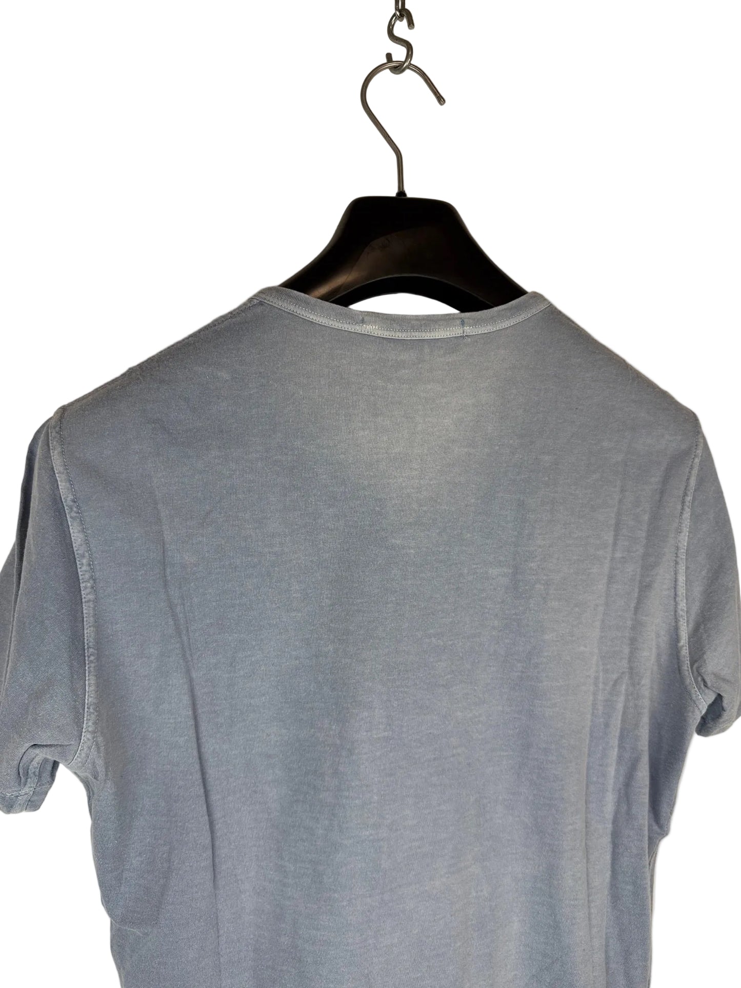 T-shirt azzurra con scollo a V Stone Island - Taglia S