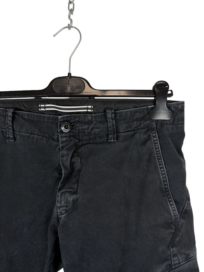 Pantaloni cargo neri Stone Island - Taglia W31