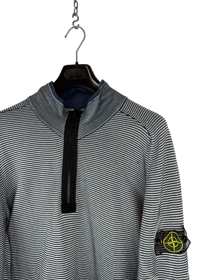 Maglione a righe a mezza zip con Mesh Badge Stone Island - Taglia L
